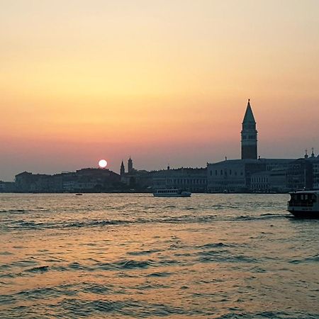 Large Top 3 Rooms Flat Central Rialto Venezia Rom bilde